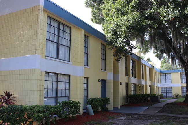 montierra-apartments-tampa-fl-building-photo