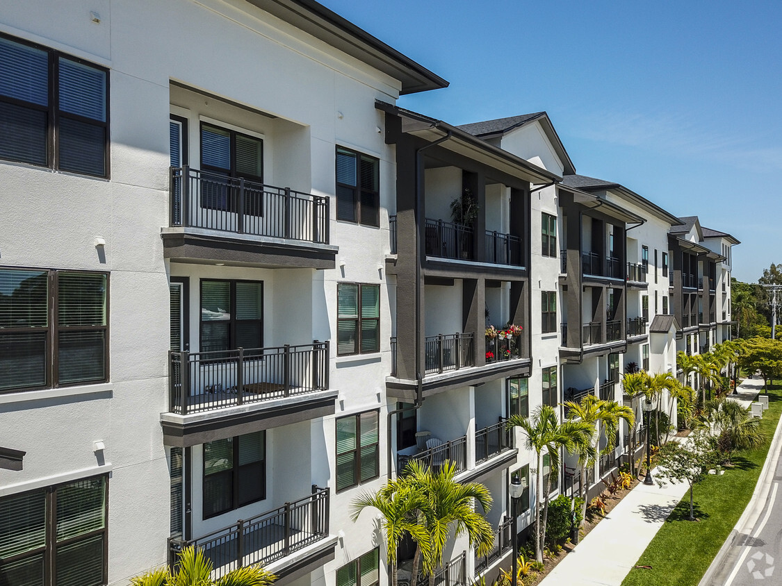 the-district-at-rosemary-sarasota