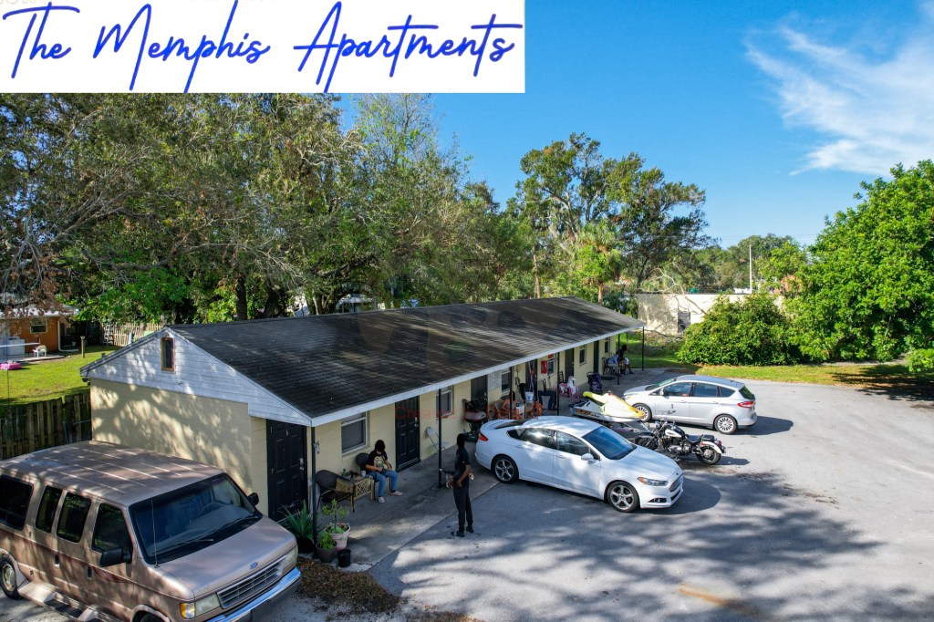 This is the One.  The Memphis Apartments in Palmetto, FL.  Priced to&nbsp;Sell.